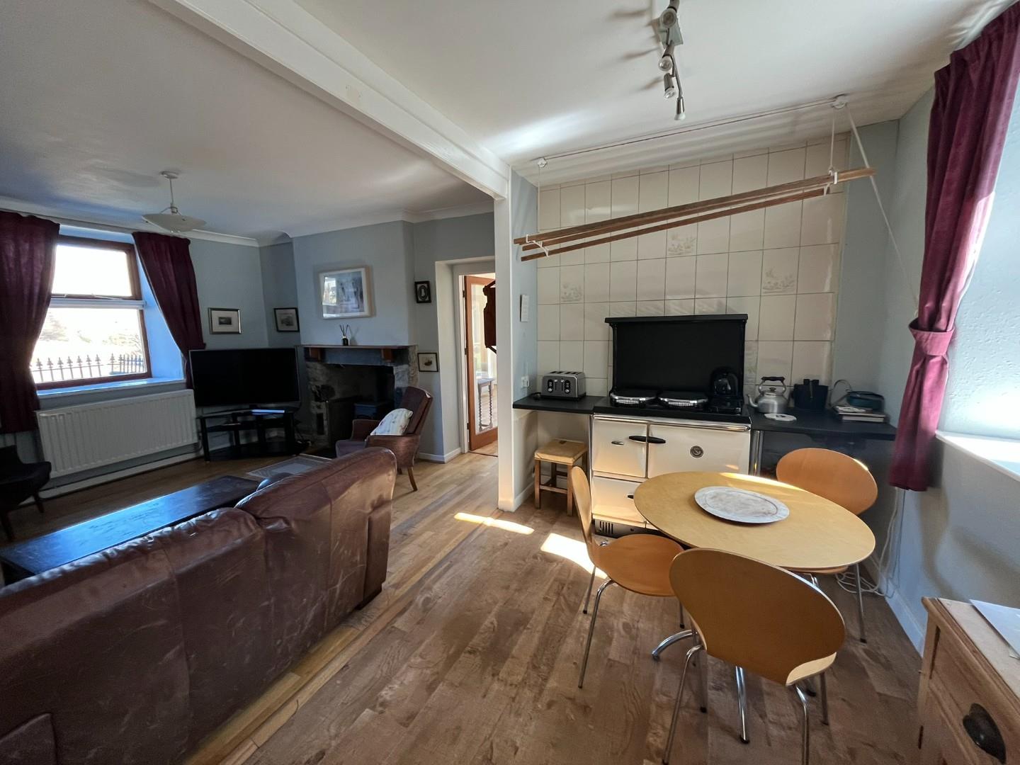 Breakfast Room (2).JPEG